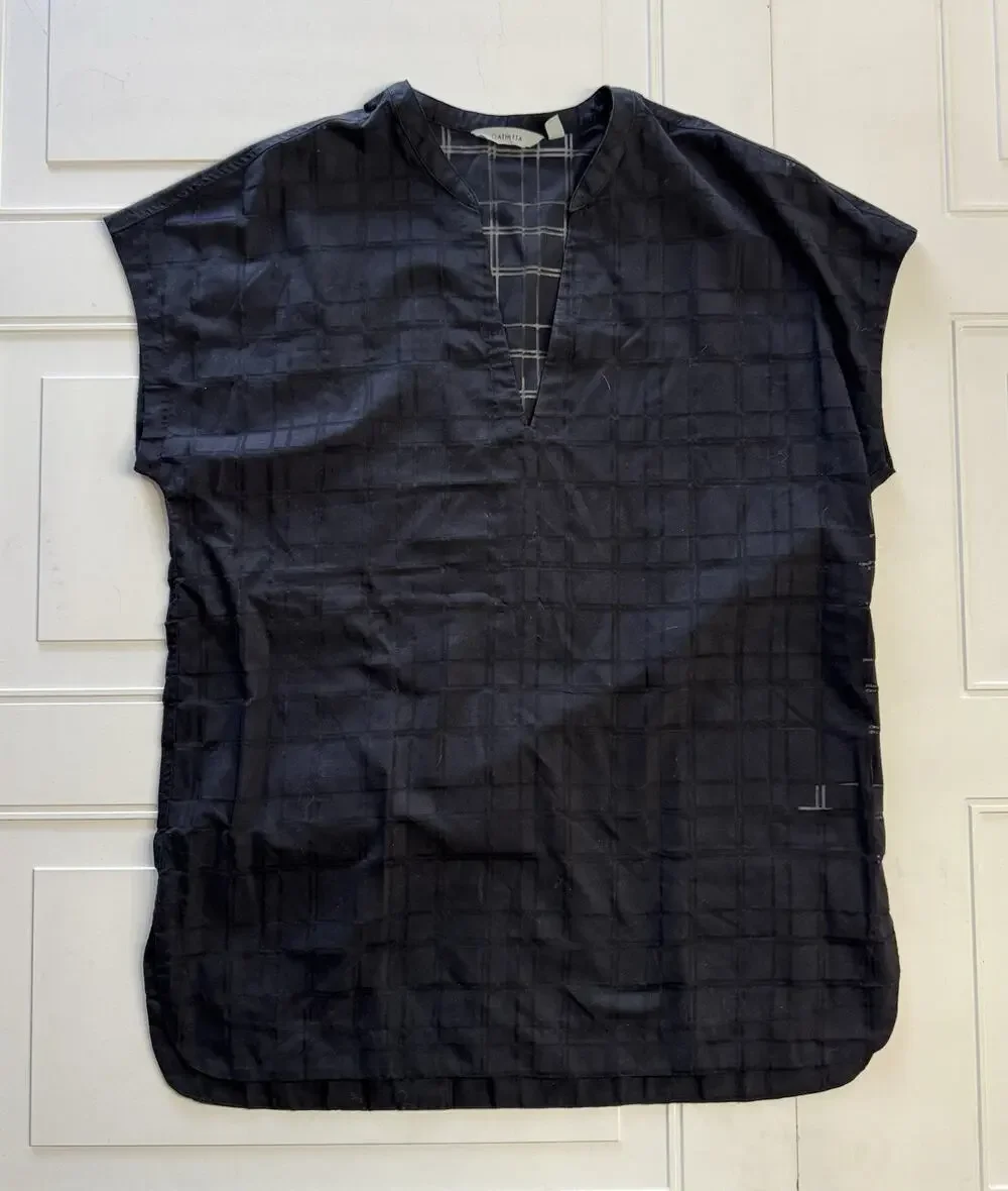 Athleta Windowpane Luxe Kaftan Womens L Black Cover Up Split Neck Dress